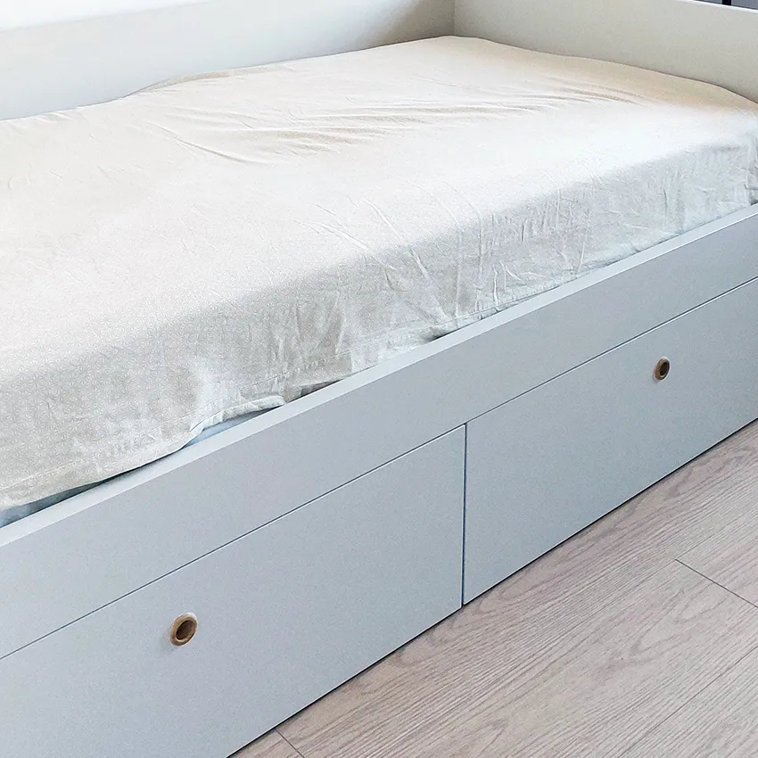 Esmaltar  muebles juveniles en Barcelona - BARNACOLOR